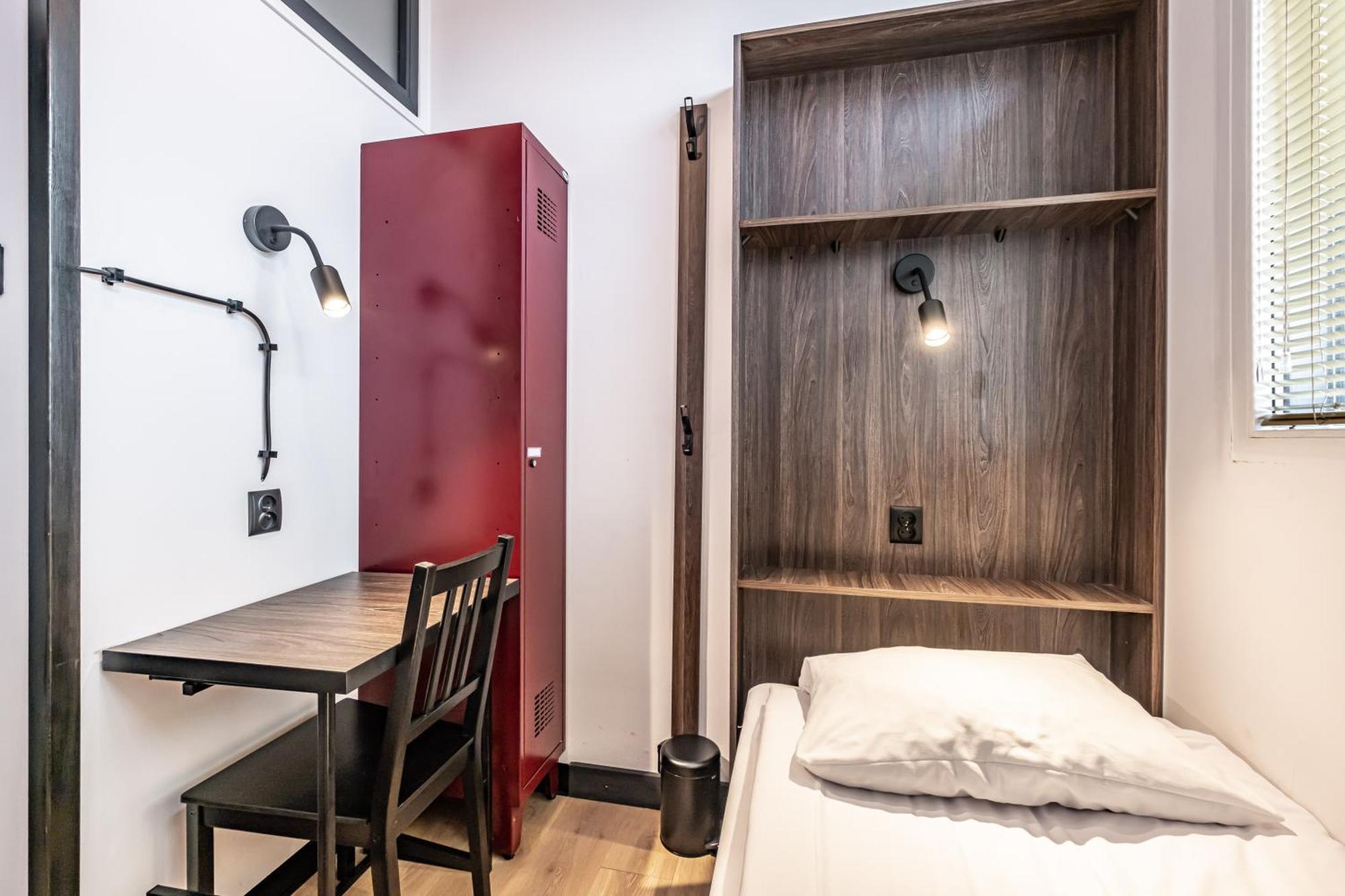 Vola Hostel Warsaw Luaran gambar
