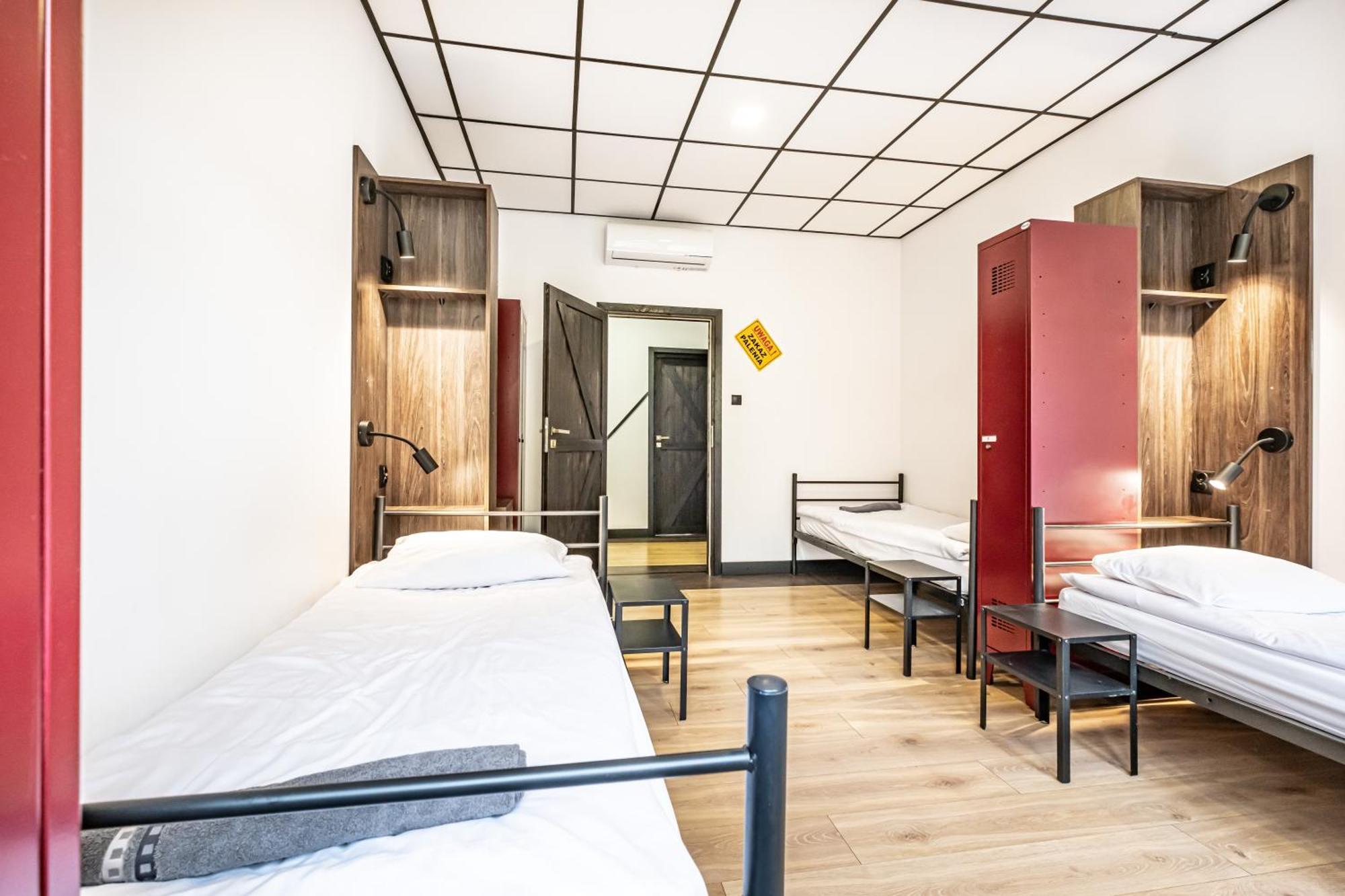 Vola Hostel Warsaw Luaran gambar