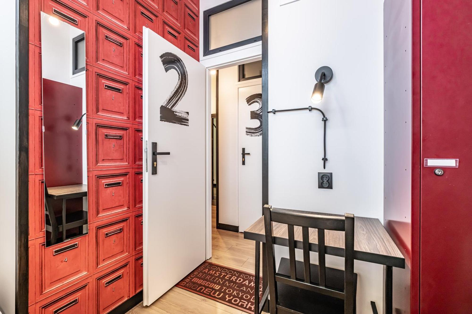 Vola Hostel Warsaw Luaran gambar
